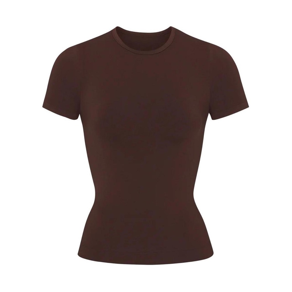 Skims Soft Smoothing T-Shirt in Cocoa